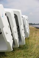 white boats for sailing