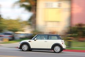 white micro