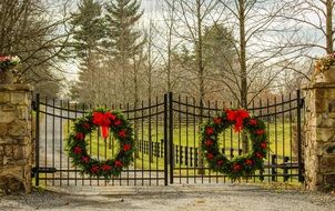 delightful christmas holiday decorations
