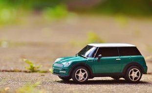 cute little mini cooper avto