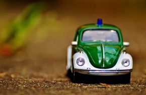 toy police car