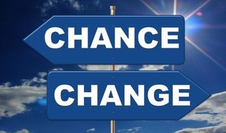inscription "chance" and "change" on the blue arrows