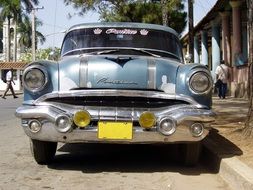 handsome cuba auto