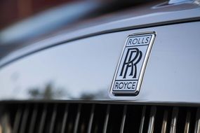 Rolls Royce car logo