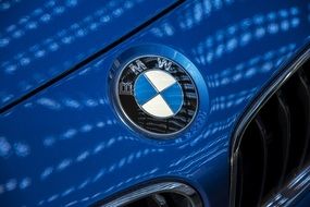 BMW logo on blue car