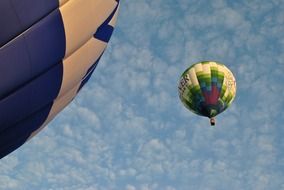 air balloons flying