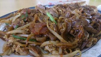 Fried noodles