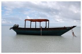 boat zanzibar