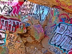 rock painting graffiti