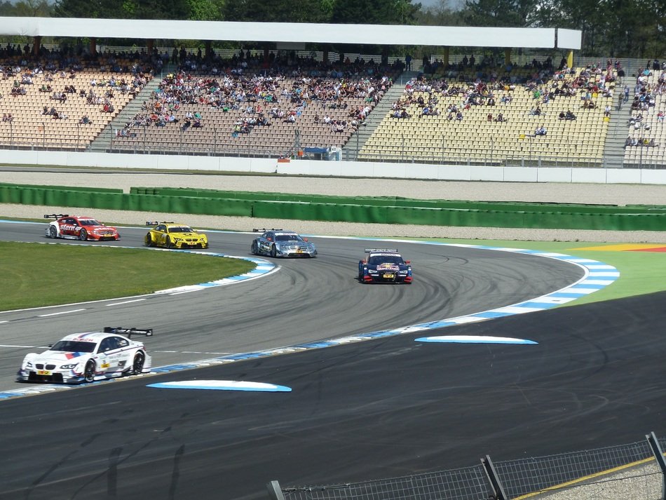 racing cars on trace
