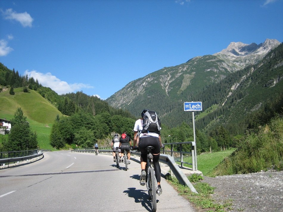 Cycling in the highlands