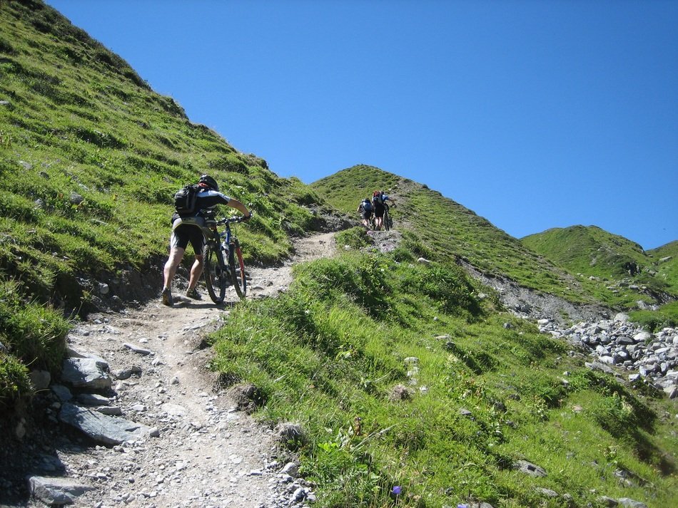 bike the transalp in the mountains