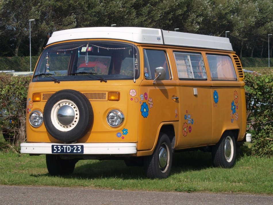 Volkswagen camping bus