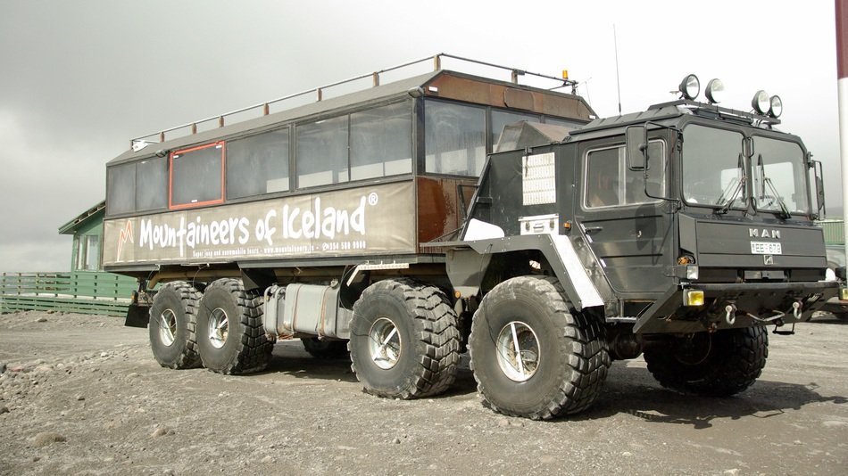 tourist truck, iceland