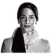 Woman Wearing Winter Coat N2