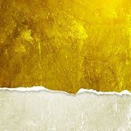 Grunge wall with broken edge
