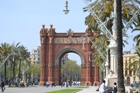 arc de triomf in barcelona