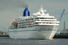 ocean cruise ship in port