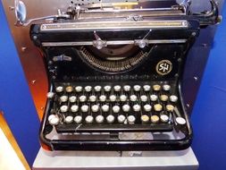 typewriter, vintage machine