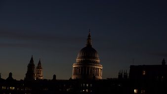 dome of st pauls cathedral at night