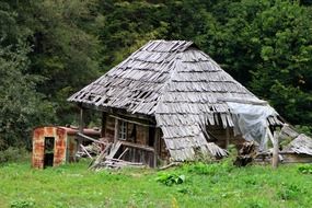 destroyed valey house