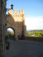 city gates of medieval italy