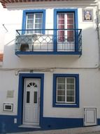 house white and blue