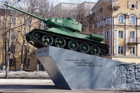 monument to a tank in Kirov