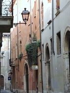 narrow street in Verona