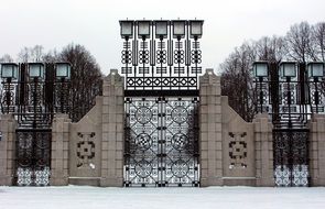 vigeland park city,oslo norway