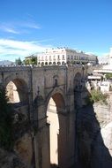 roman round bridge