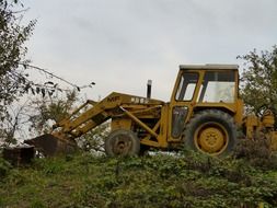 vehicle excavators