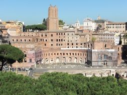 Beautiful buildings in Rome