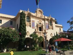 picture of the winery building