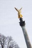 golden angel statue in Munich