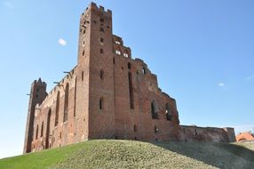 the ruins of castle