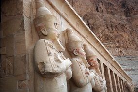 statues of temple of hatshepsut