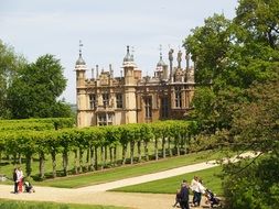 knebworth house in a picturesque park on a sunny day