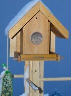 Bird house for food