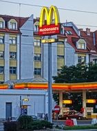 mcdonalds sign in bydgoszcz