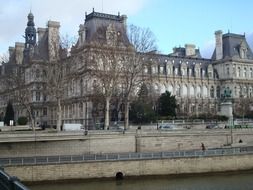 building on the Seine Embankment