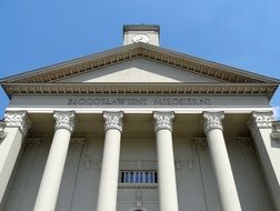 st peters basilica vincent de paul church columns front gable