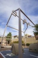 sculpture as modern architecture