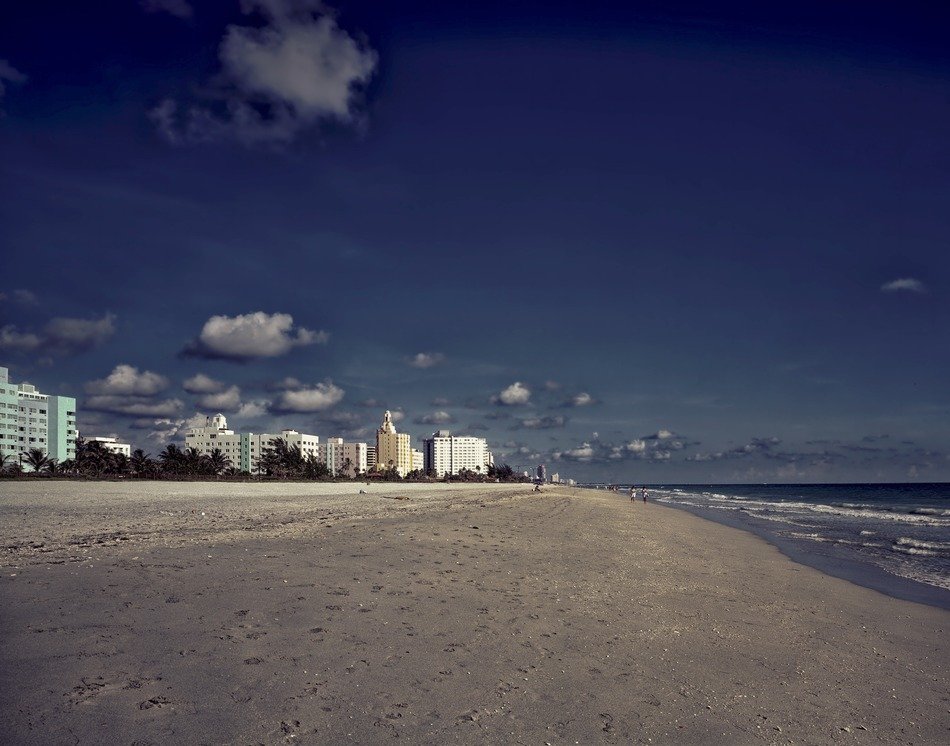 wide unlimited beach in Miami