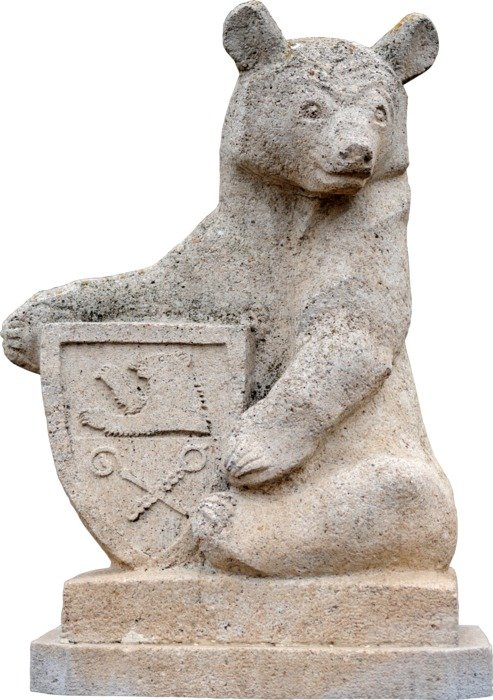 bear of matzen monument