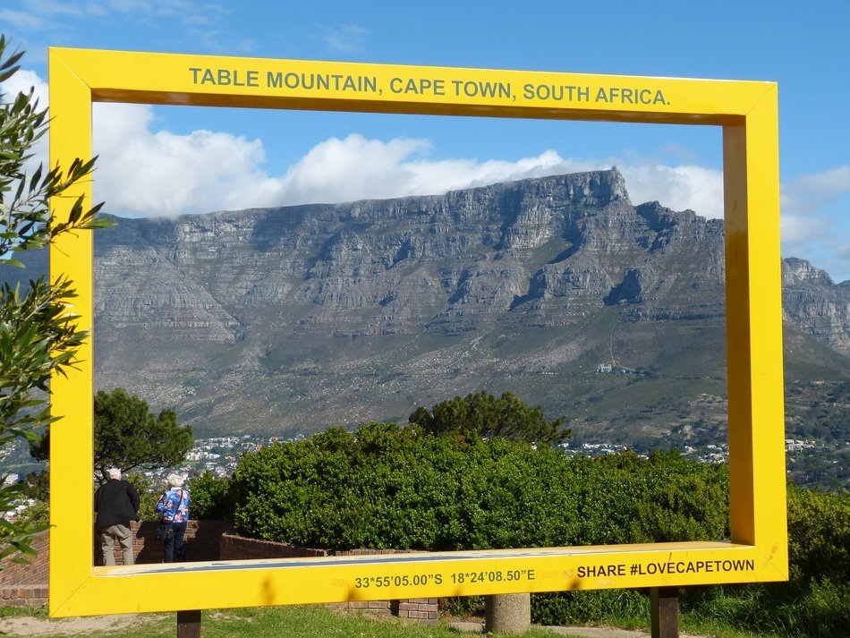 Table mountain on the horizon