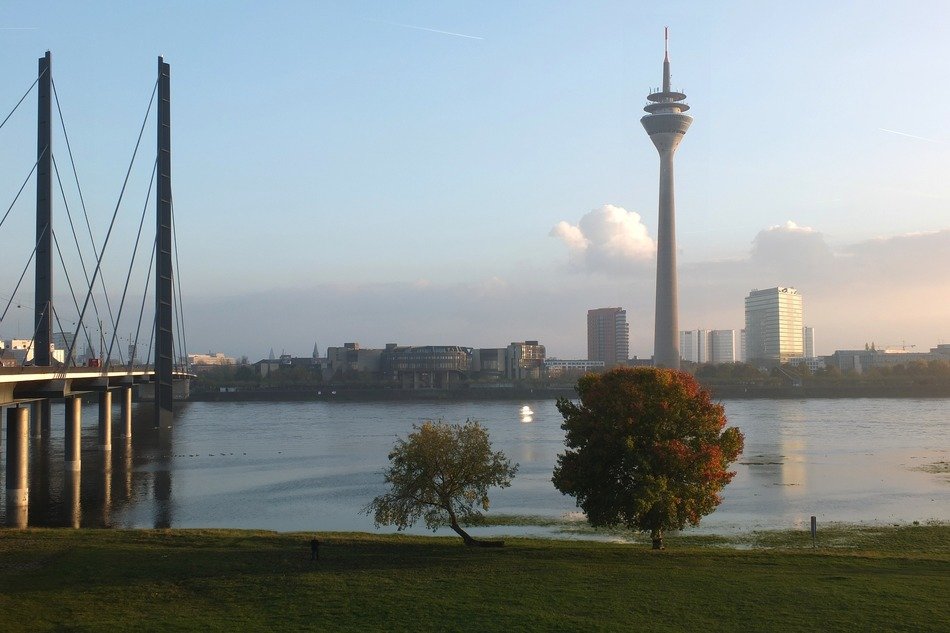 sunset over the river in düsseldorf