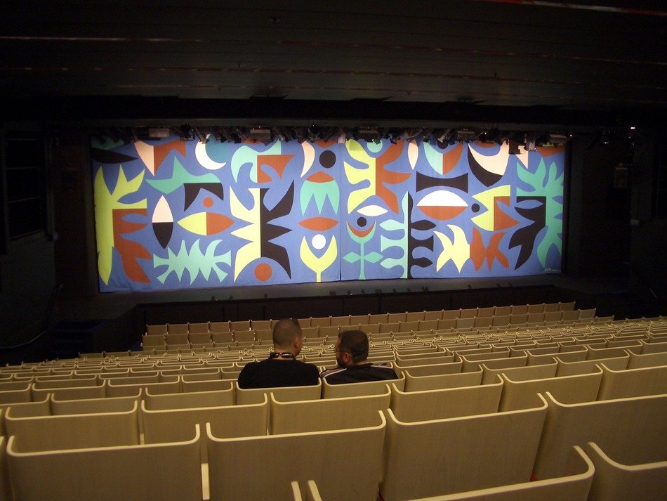 Empty hall of Sydney opera house