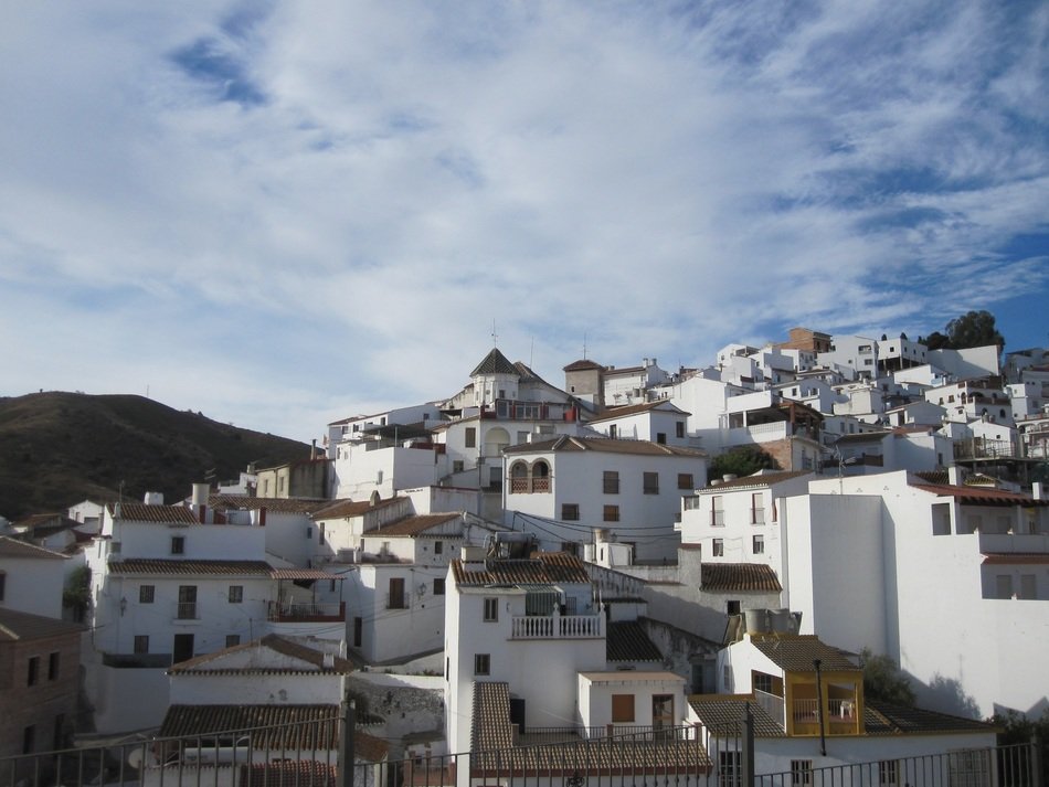 houses on the mountain in spain