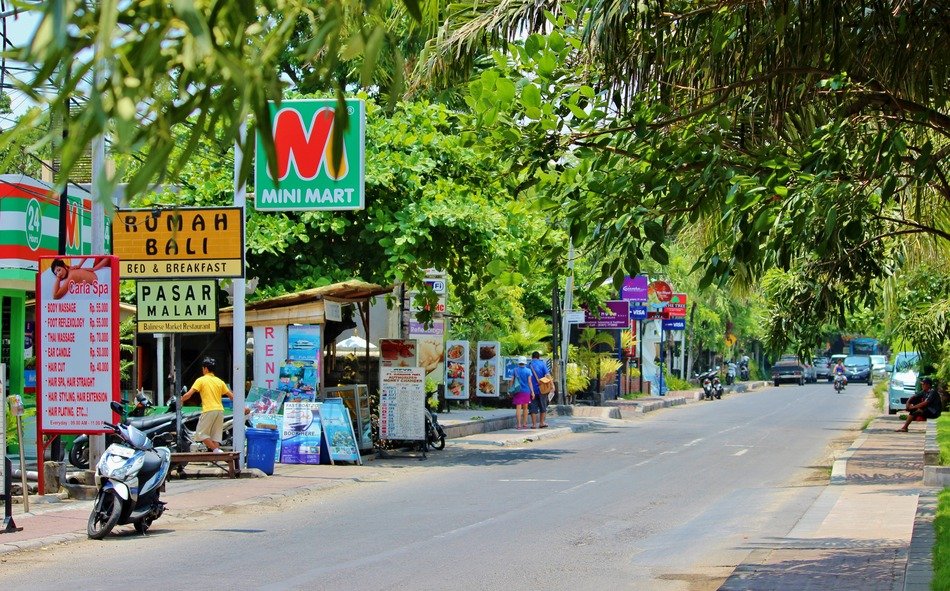 city street in bali